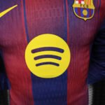 2025/2026 Player Version Long Sleeve Barcelona Home Football Shirt 1:1 Thai Quality - Image 5