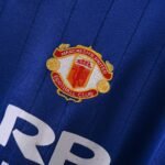 1982-1983 Retro Manchester United Away Blue Soccer Jersey AAA-888 - Image 2