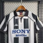 1997/1998 Retro Juventus Football Shirt Home 1:1 Thai Quality - Image 5
