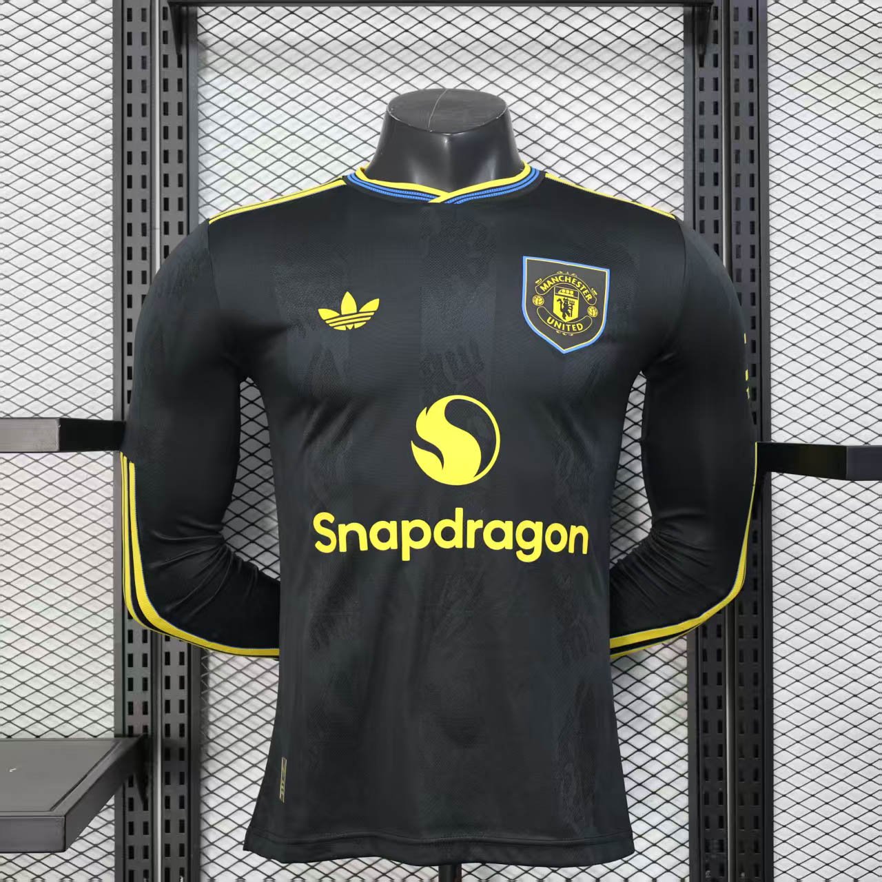 29b65b865c558ded61d9d92c2a66b02b 2025/2026 Player Version Long Sleeve Manchester United Third Away Football Shirt 1:1 Thai Quality - Image 1