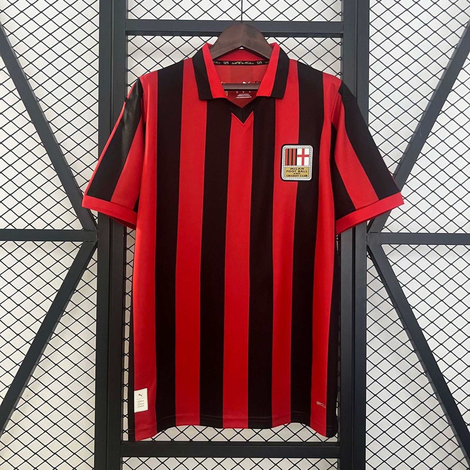 2dabc1a7e486890b16a8d16c2535fcb2 2024/2025 AC Milan 125th Anniversary Soccer Jersey 1:1 Thai Quality - Image 1
