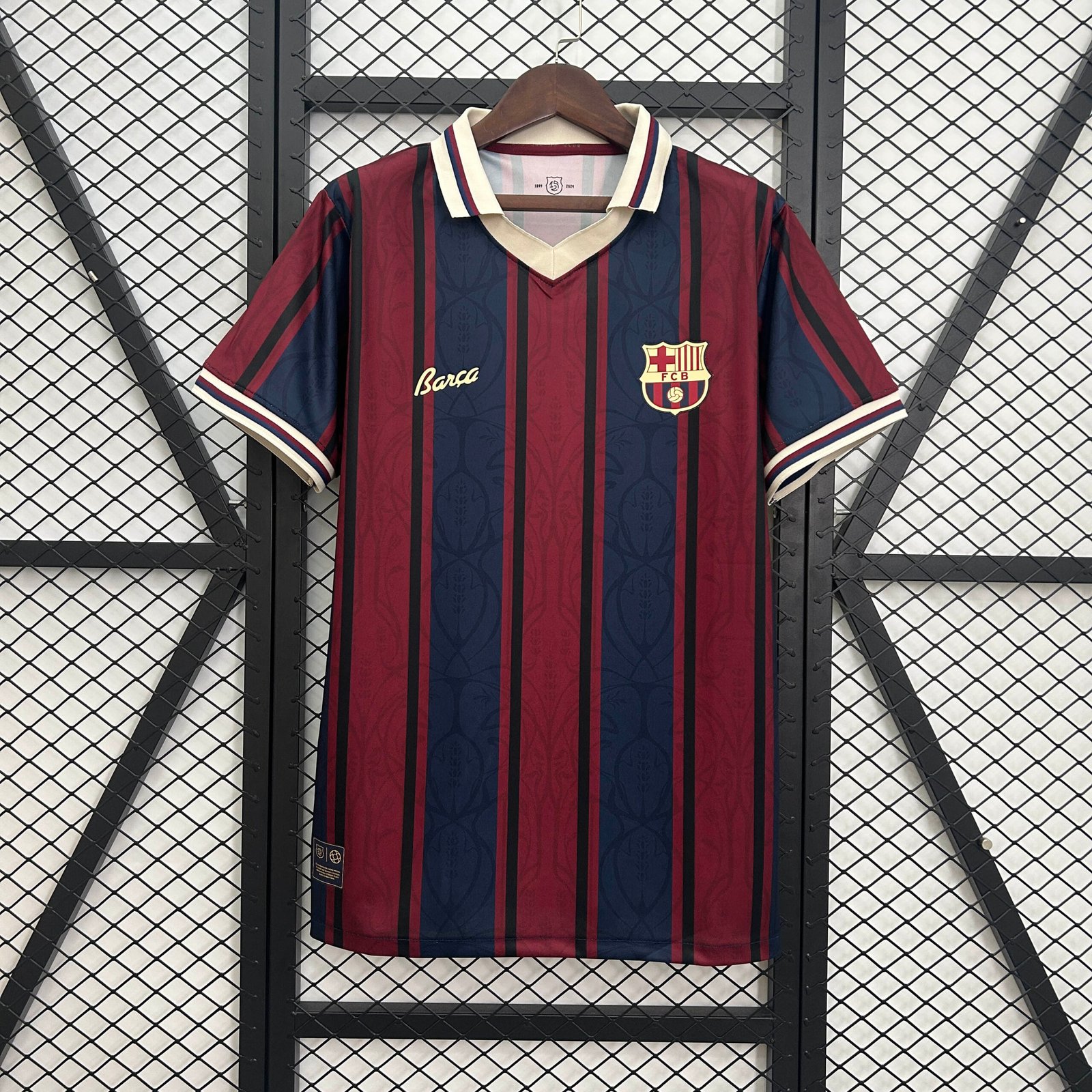 322e08876c5c19efca67f3938f08d791 2025/2026 Barcelona Modernist Polo Football Shirt 1:1 Thai Quality - Image 1