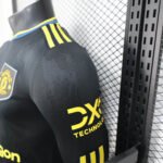 2025/2026 Player Version Long Sleeve Manchester United Third Away Football Shirt 1:1 Thai Quality - Image 8