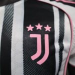 2025/2026 Player Version Juventus Home Football Shirt 1:1 Thai Quality（There Are Sponsors） - Image 5
