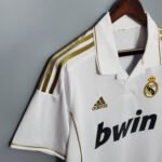 2011/2012 Retro Real Madrid Home - Image 6