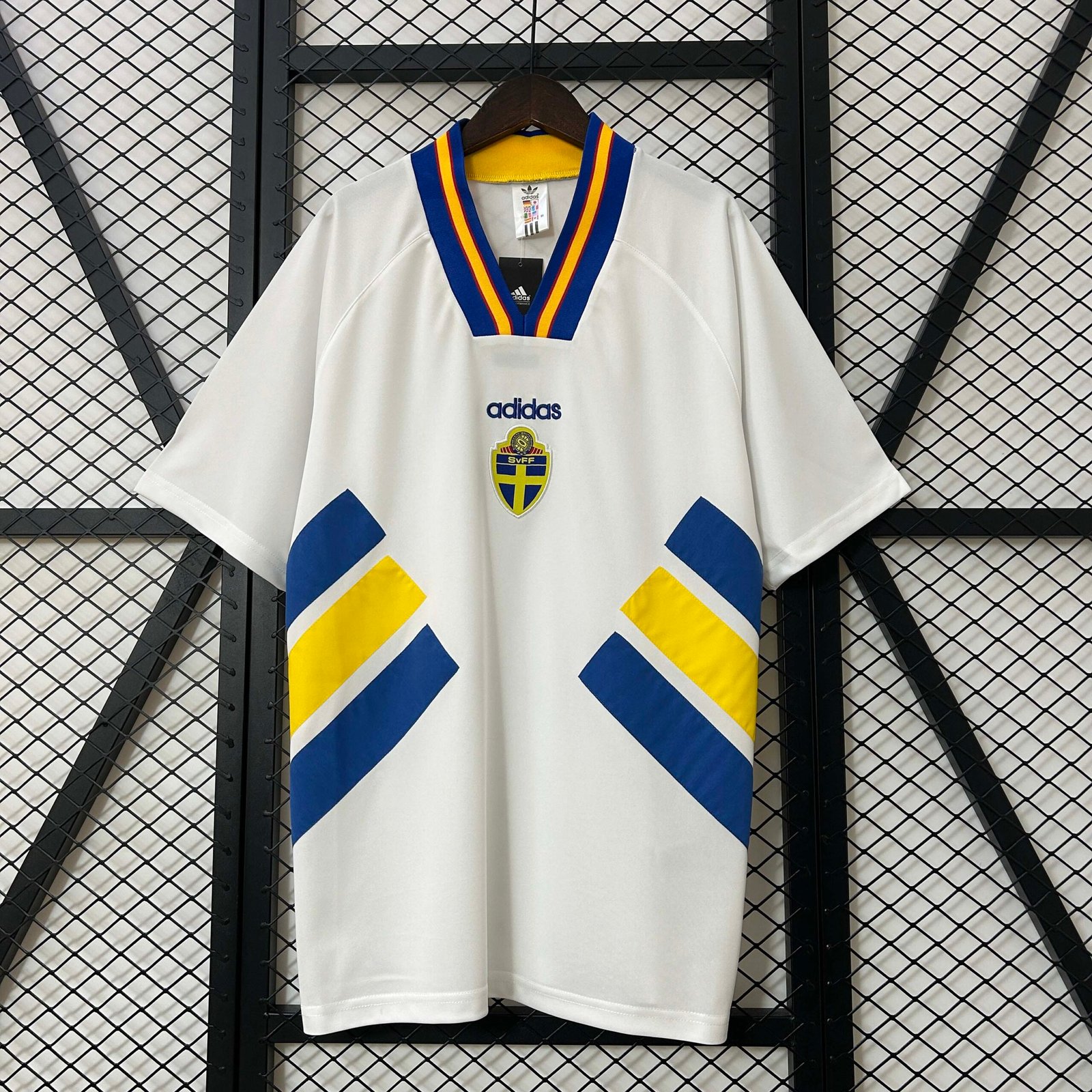 5b966b3557d9cacccbe7e39d4d96229c 1994 Retro Sweden Away Football Shirt 1:1 Thai Quality - Image 1