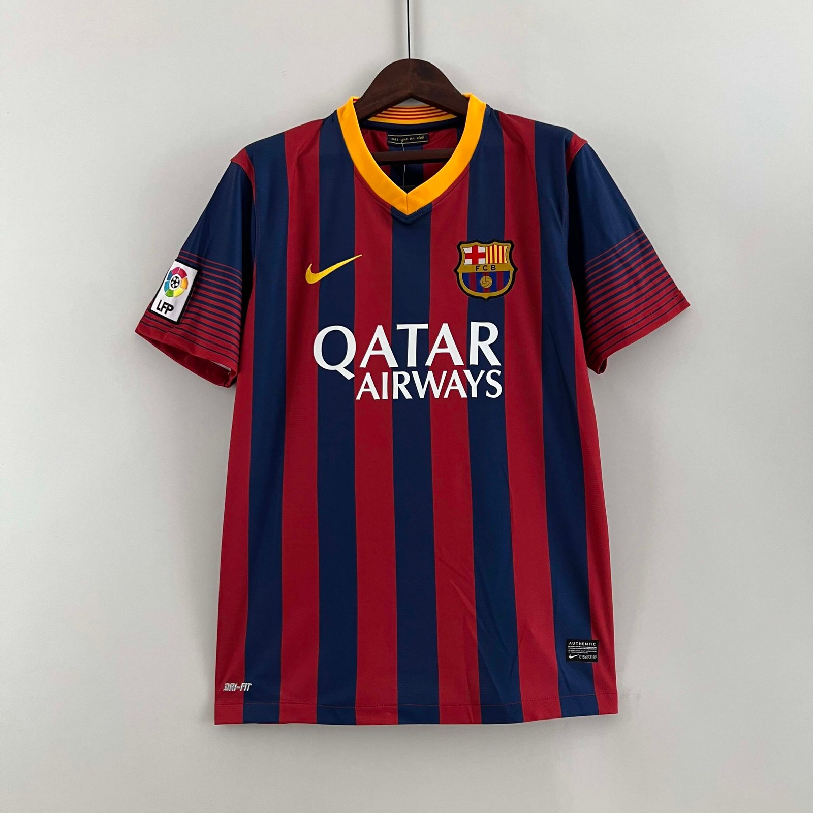 6c5c888569f92ebba521eef8254bd97f-1 2013/2014 Retro Barcelona Home Football Shirt 1:1 Thai Quality - Image 1
