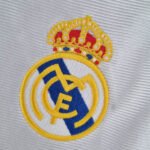 1998/2000 Retro Real Madrid Home - Image 5