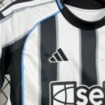 2025/2026 Newcastle United Home Football Jersey  Shirt 1:1 Thai Quality Kids Size - Image 4