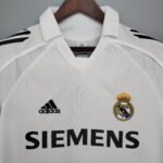 2005/2006 Retro Real Madrid Home - Image 3