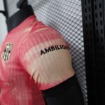 2024/2025 Player Version Barcelona Special Edition Pink Football Shirt 1:1 Thai Quality - Image 8