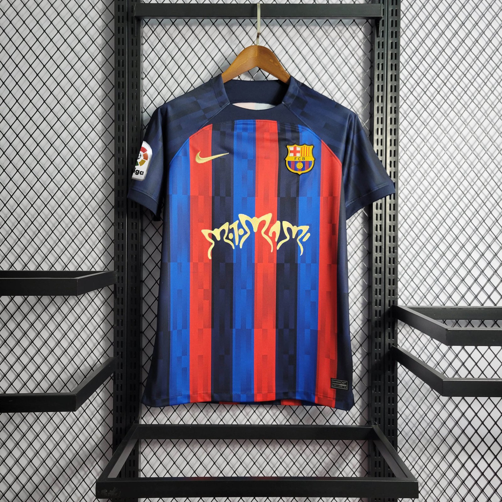 7a5c10a30cce079d143b9b198d711627 2022/2023 Barcelona Home Rosalía Football Shirt 1:1 Thai Quality - Image 1