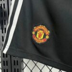 2025/2026 Manchester United Home Shorts Black - Image 3