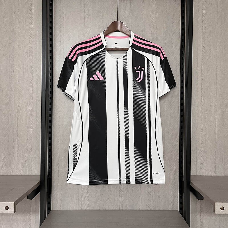 8e01aefad07ff54fc9faed18949edf5a 2025/2026 Juventus Home Soccer Jersey 1:1 Thai Quality - Image 1