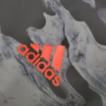 2021/2022 Manchester United Jersey Windbreaker Black And Grey Camouflage - Image 4