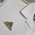 2011/2012 Retro Real Madrid Home - Image 4