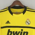 2011/2012 Retro Real Madrid Goalkeeper Yellow - Image 3
