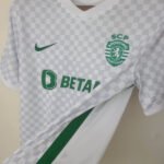 2022/2023 Sporting Lisbon Third Away Football Shirt - Image 4