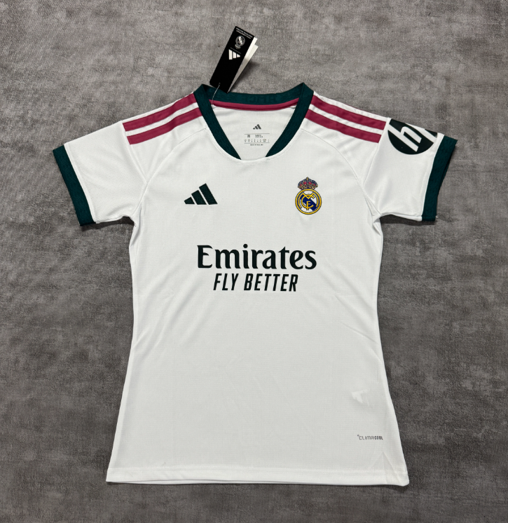 b72e6200633bbe3b0bed10d0ef424065 2026-27 Real Madrid Home White Women Soccer Jersey AAA - Image 1