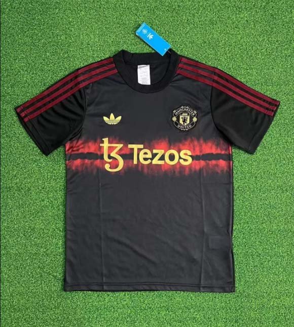 b946c9d91bfd3b41457ab3b2ff4e91b4 2025/2026 Manchester United Special Edition Football Shirt 1:1 Thai Quality - Image 1