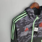 2021/2022 Manchester United Jersey Windbreaker Black And Grey Camouflage - Image 6