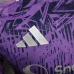 2024/2025 Player Version Manchester United Special Edition Purple Football Shirt 1:1 Thai Quality - Image 4