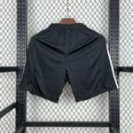 2025/2026 Manchester United Home Shorts Black - Image 2