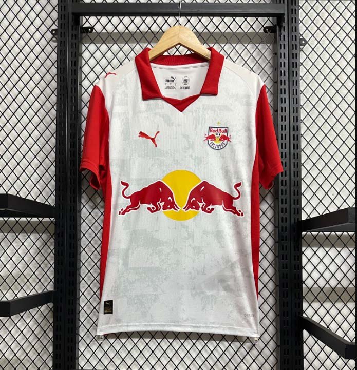 e3ee51f03e33360dd1d896dfcb46e9ec 2025/2026 Red Bull Salzburg Home Football Shirt 1:1 Thai Quality - Image 1