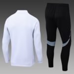 2025/2026 Real Madrid Long Zipped Jacket White Football Shirt Set - Image 2