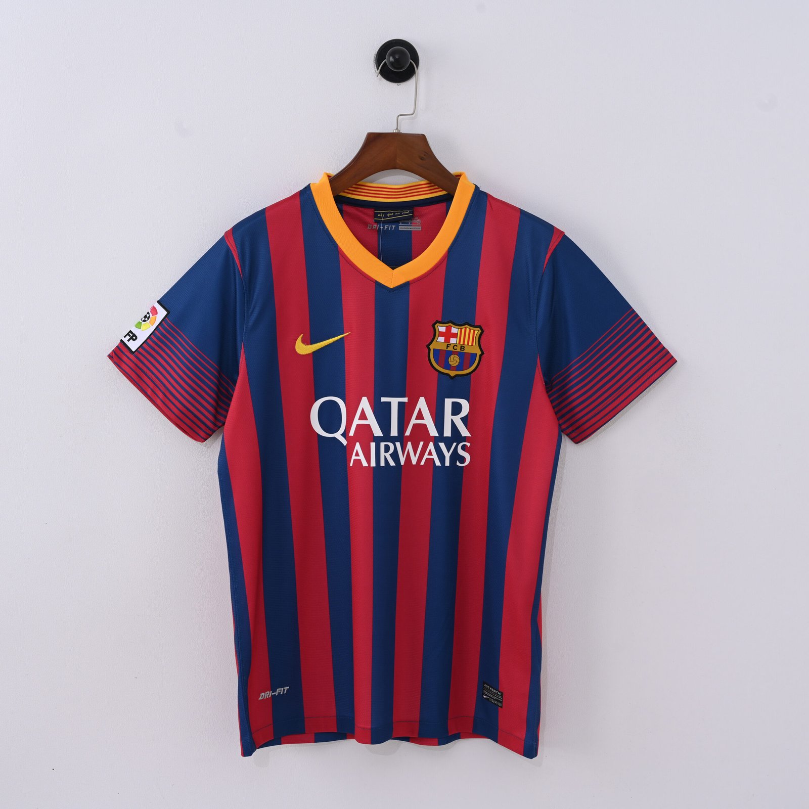 f5cab283 2013-2014 Retro Barcelona Home Blue&Red Soccer Jersey AAA-888 - Image 1