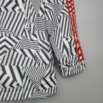 2021/2022 Manchester United Jersey Windbreaker Black-White Stripes - Image 8