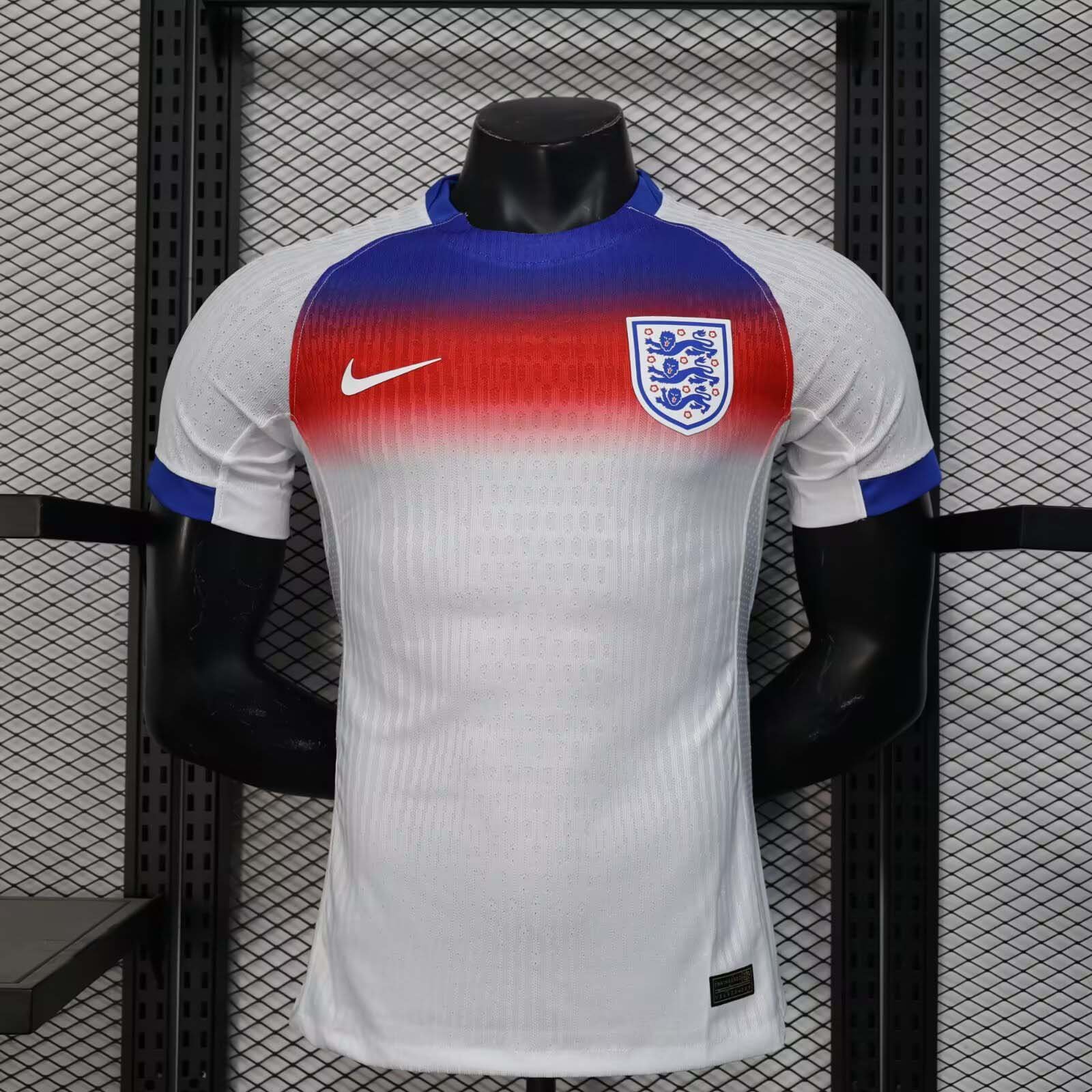 fe175ba4507ae6863476561a3833844b 2025 Player Version England Home Football Shirt 1:1 Thai Quality - Image 1