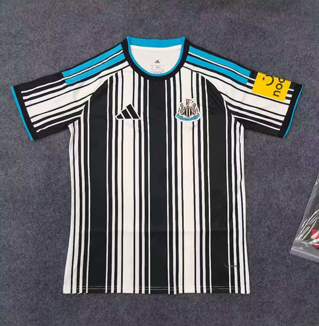 24ac8e1c (S-4XL) 2026-2027 Newcastle United Home Black White Soccer Jersey AAA - Image 1