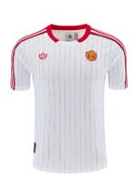 2026-27 Retro version Manchester United White  Red Soccer Uniform - Image 3