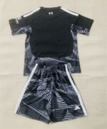26-27 Liverpool Goalkeeper Black Kids/Youth Soccer Uniform - Image 2