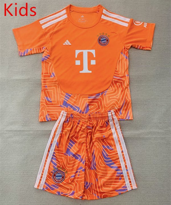 IMG_3512 2026-2027 Bayern Goalkeeper Orange kids/youth Soccer uniform - Image 1