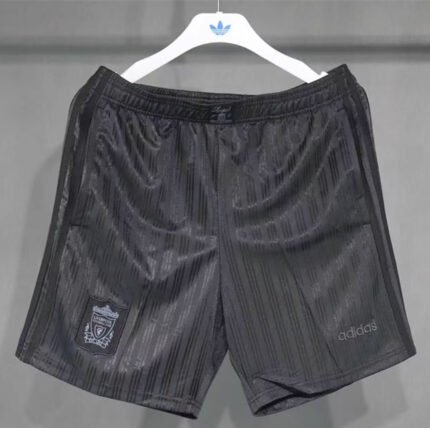 Retro version 95-96 Liverpool Black Soccer Shorts